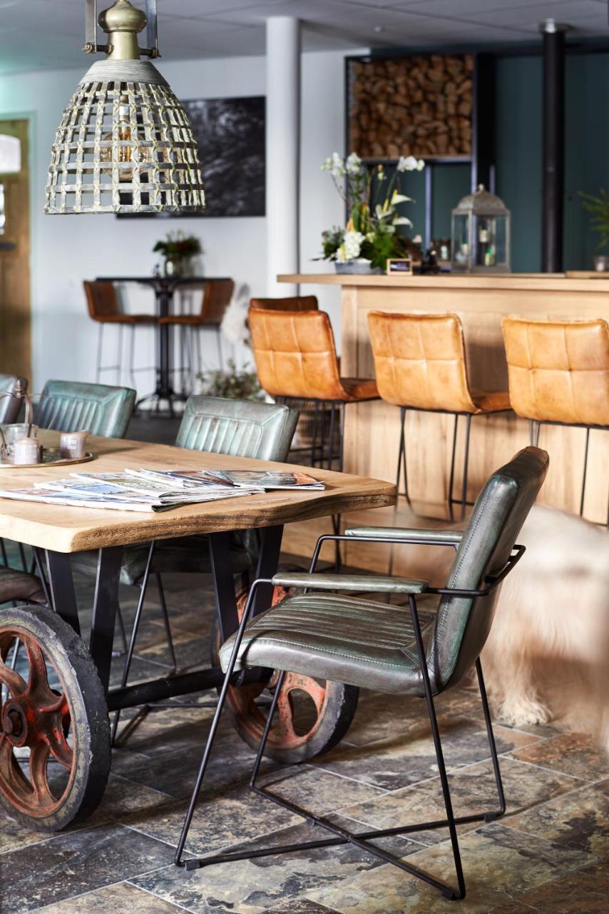 Hotel-Restaurant "Lely" Oude-Tonge Экстерьер фото